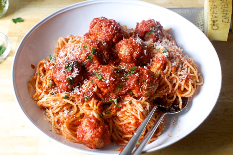 perfect meatballs and spaghetti