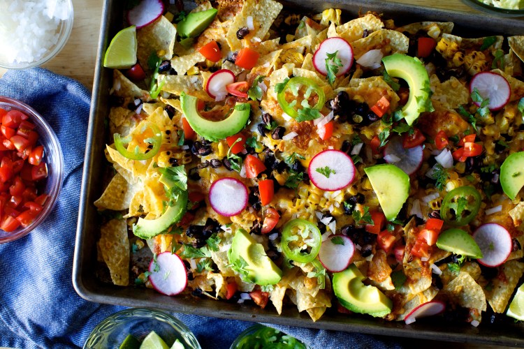 corn and black bean weeknight nachos